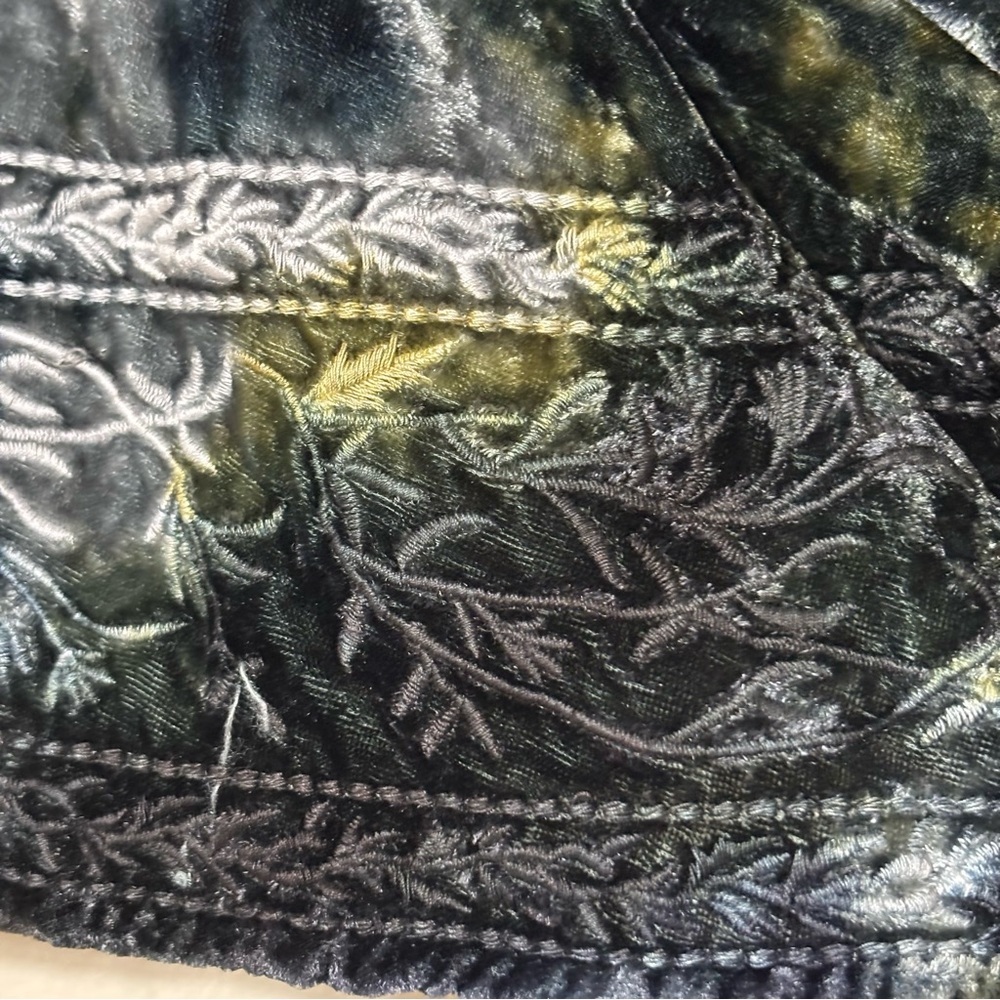 NWT Kyla Seo Blouse Crushed Velvet Green Sz S Boho Embroidered Whimsigoth Fairy - Picture 9 of 16